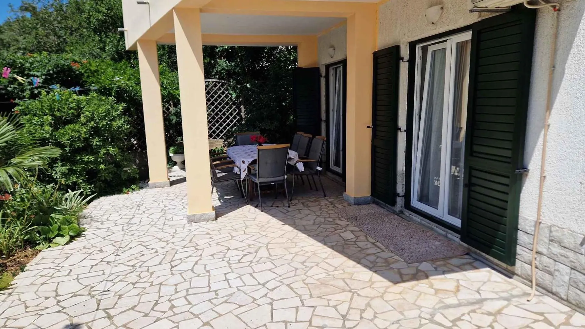 Apartments In Novi Vinodolski 15477